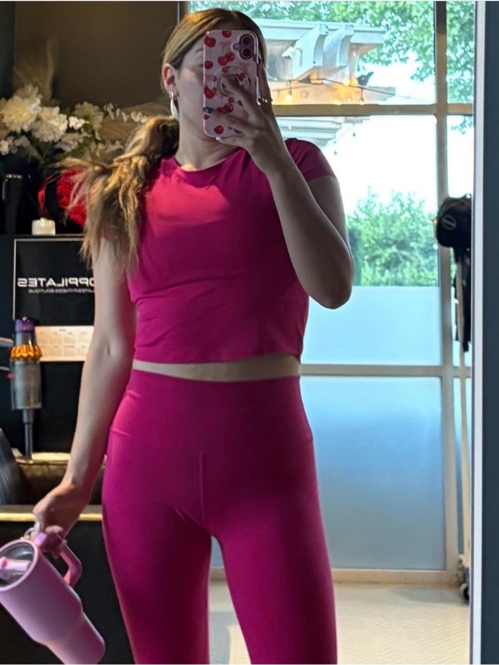 ALO Yoga Magenta Crush Workout Leggings - Size Small